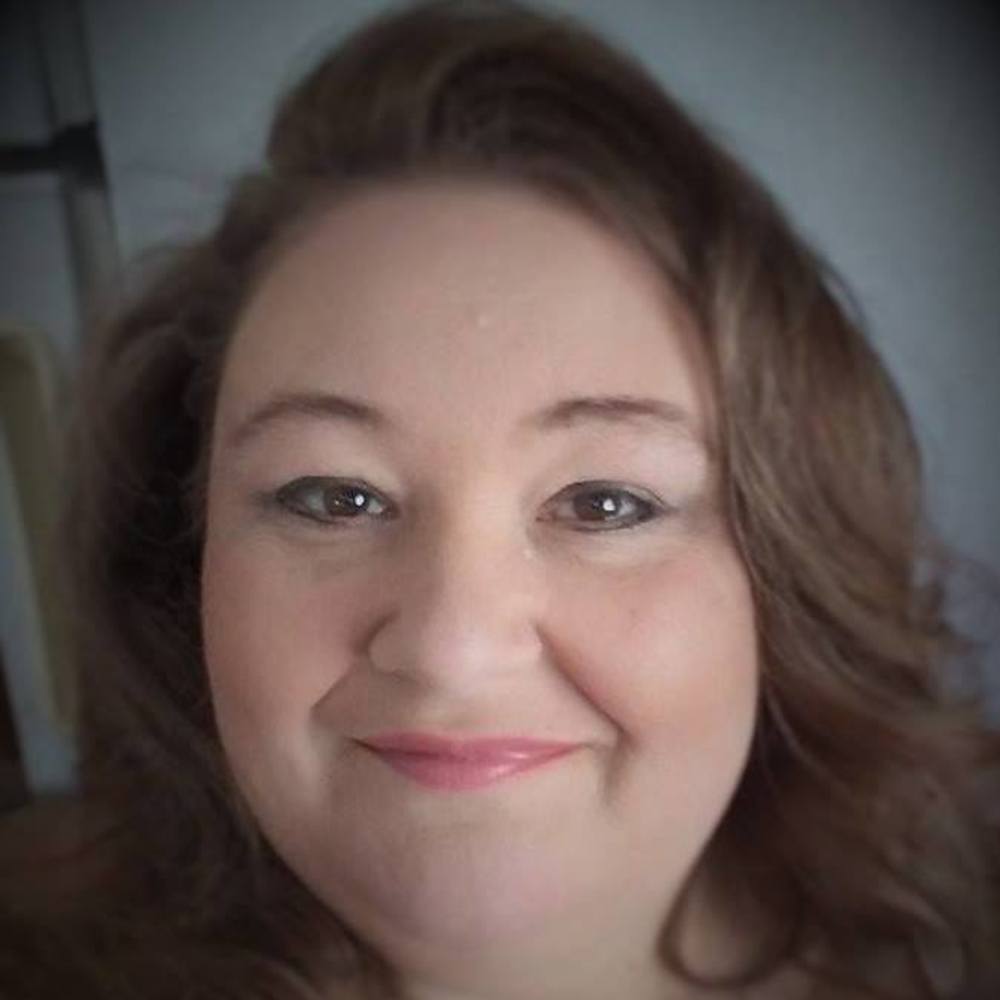 Meet your Posher, Debra